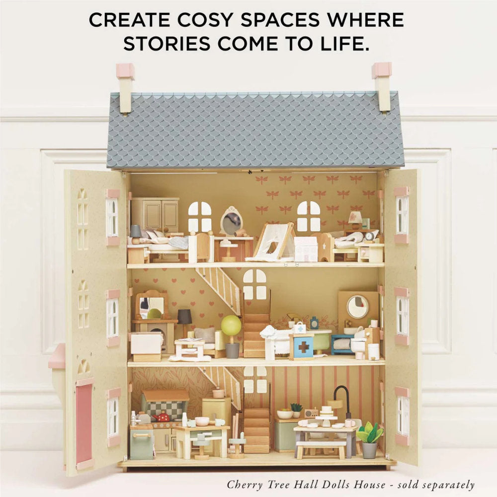 Le Toy Van – Dolls House Furniture: Bedroom – 19pcs