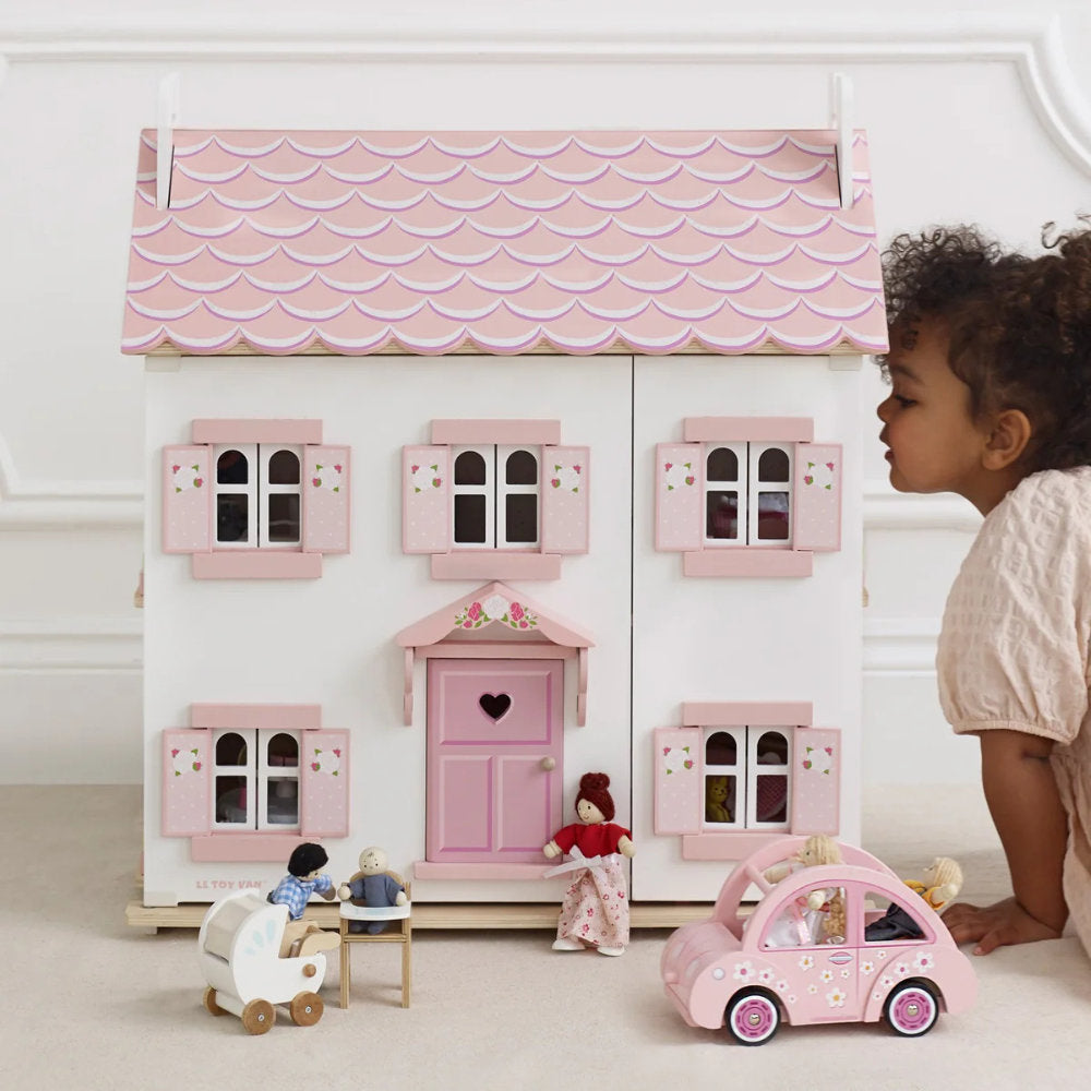 Le Toy Van – Dolls House Furniture: Sophie’s Toy Car
