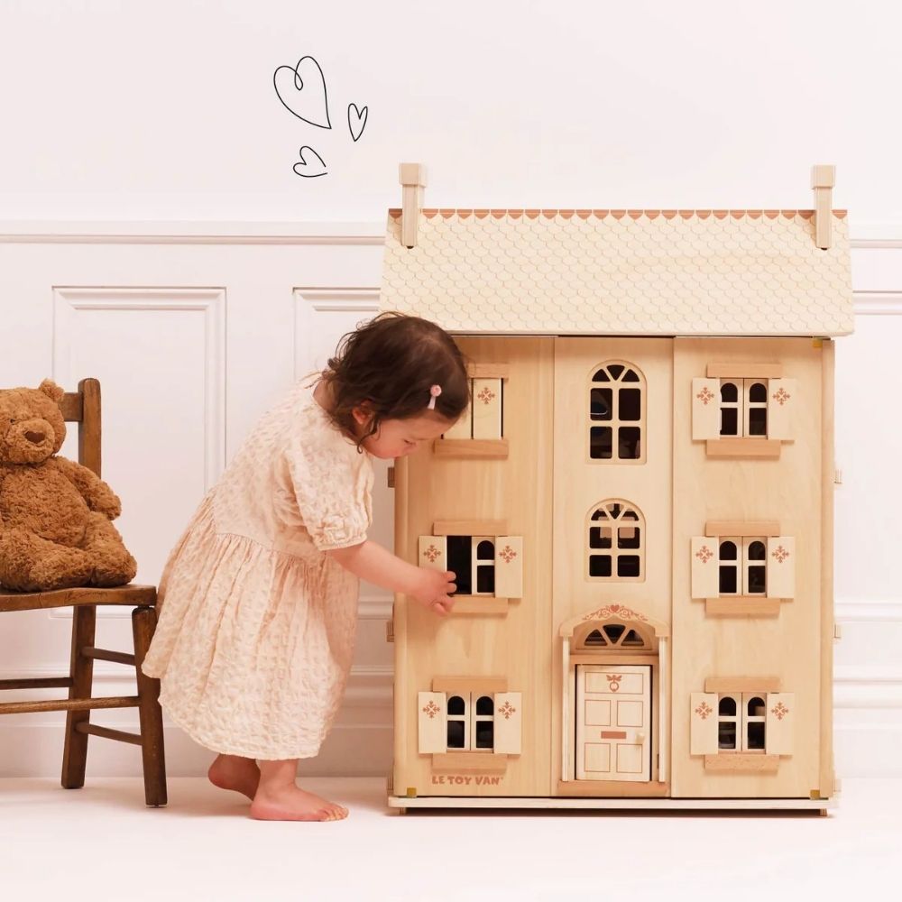 Le Toy Van – The Grand Natural Wood Dolls House