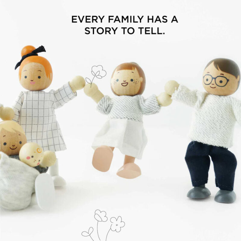Le Toy Van – Wooden Dolls House Family Set – 7pcs