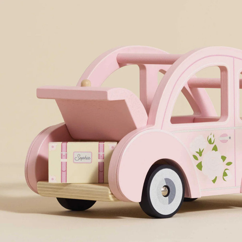 Le Toy Van – Dolls House Furniture: Sophie’s Toy Car