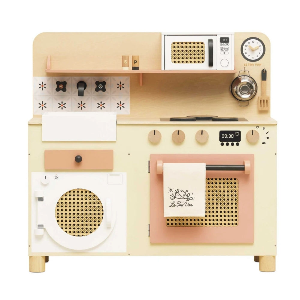 Le Toy Van – Family Size Rattan Wooden Play Kitchen