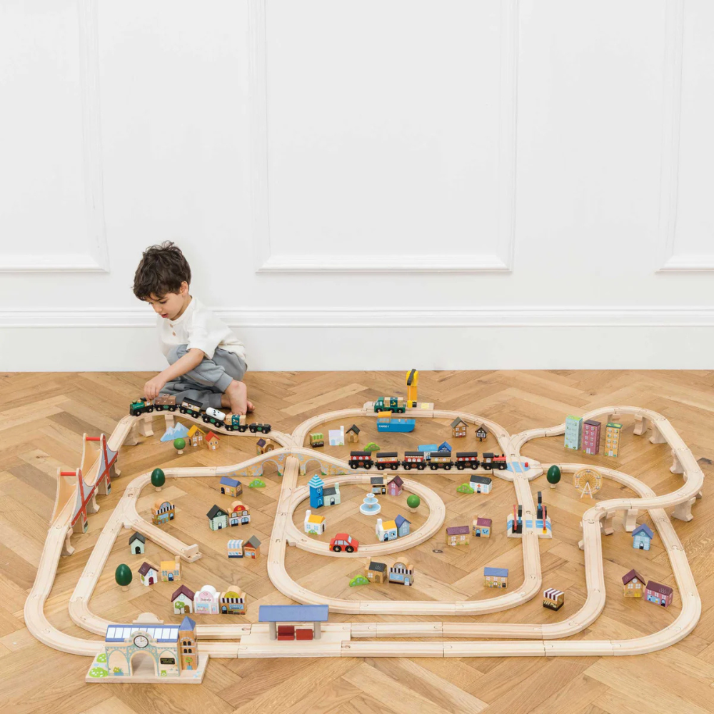 Le Toy Van – Royal Express Train Set