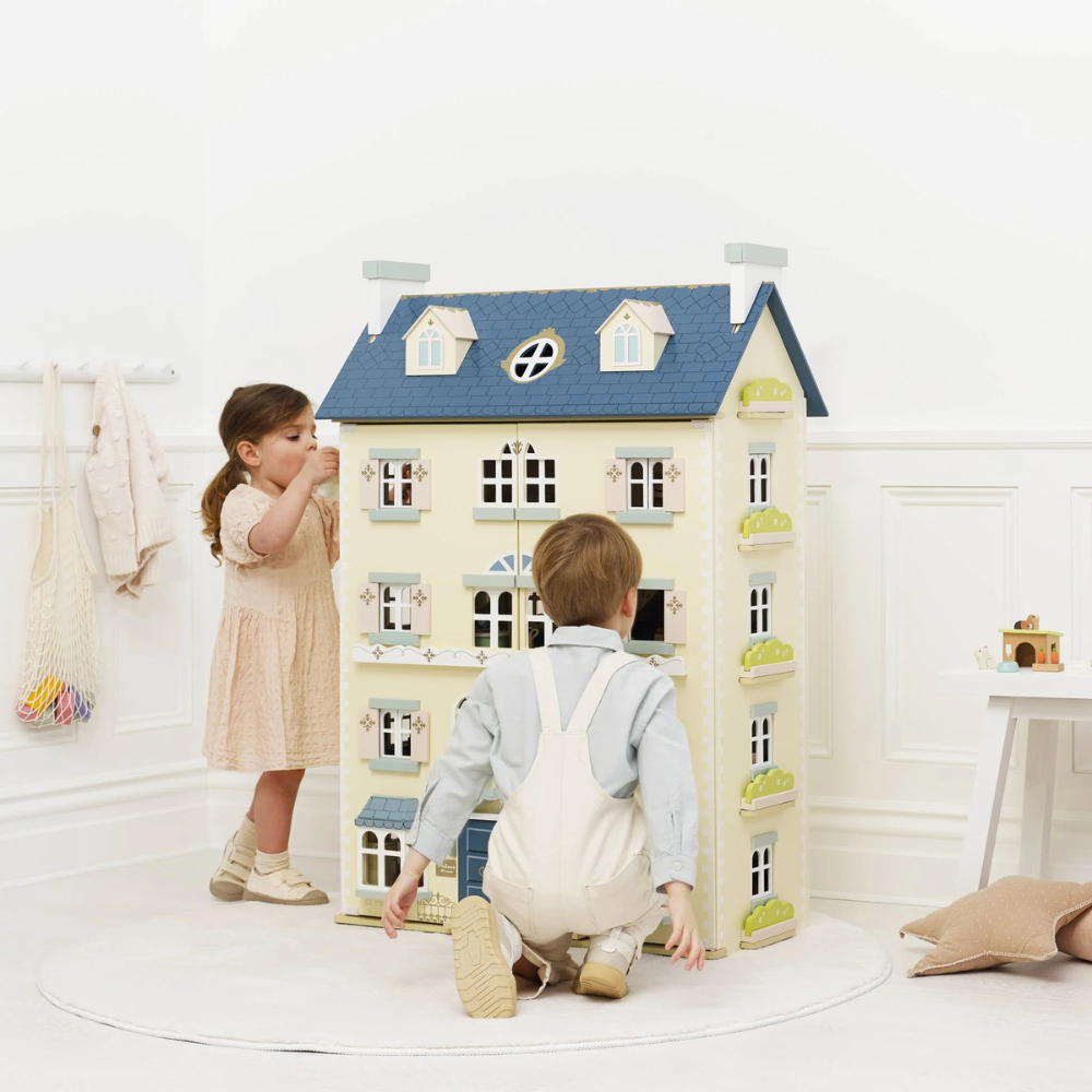 Le Toy Van - Palace Wooden Dolls House